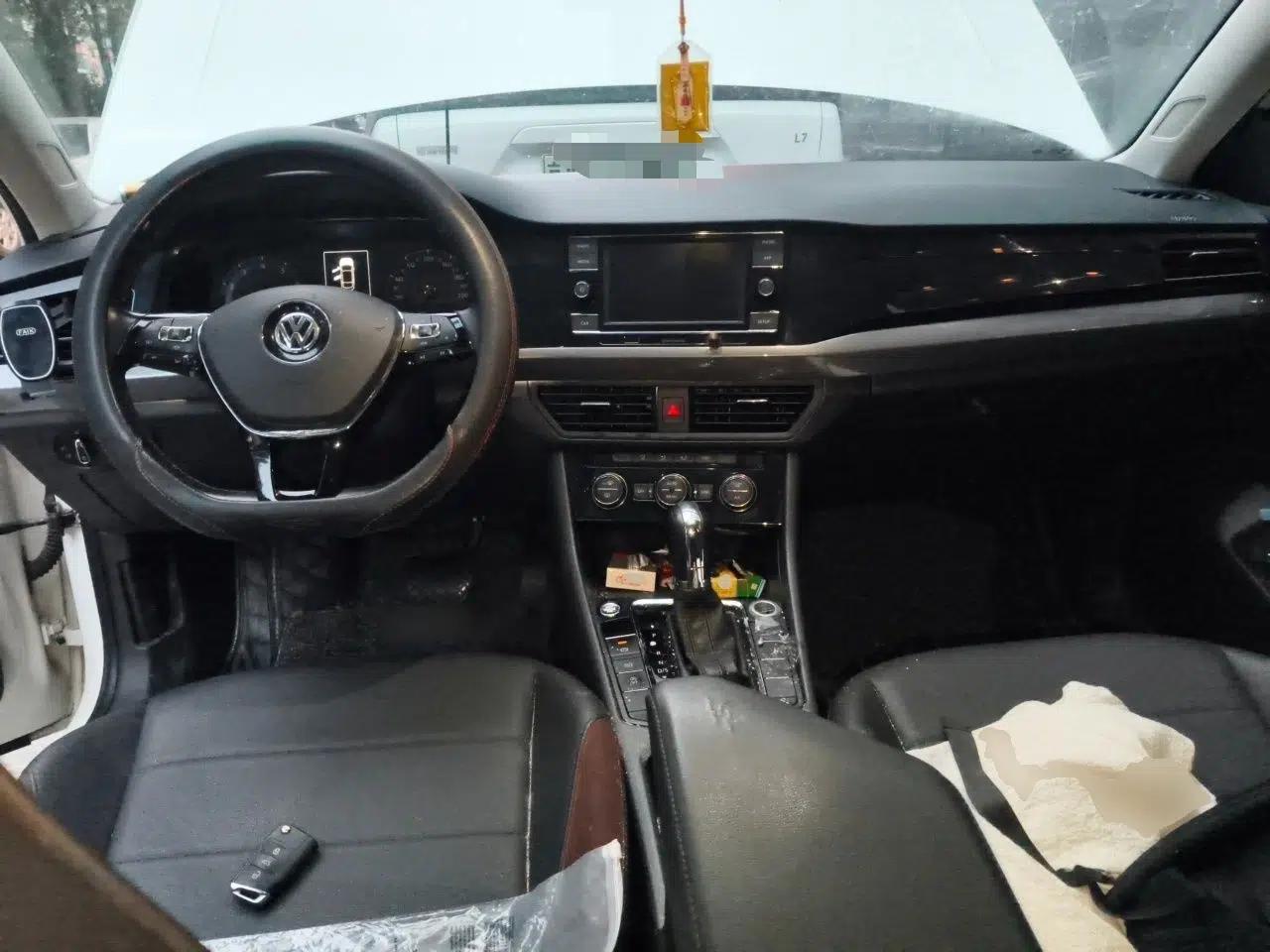 Volkswagen Bora 2019 Revised Version 1.5L Automatic Elite Edition China VI Standard — миниатюра 9