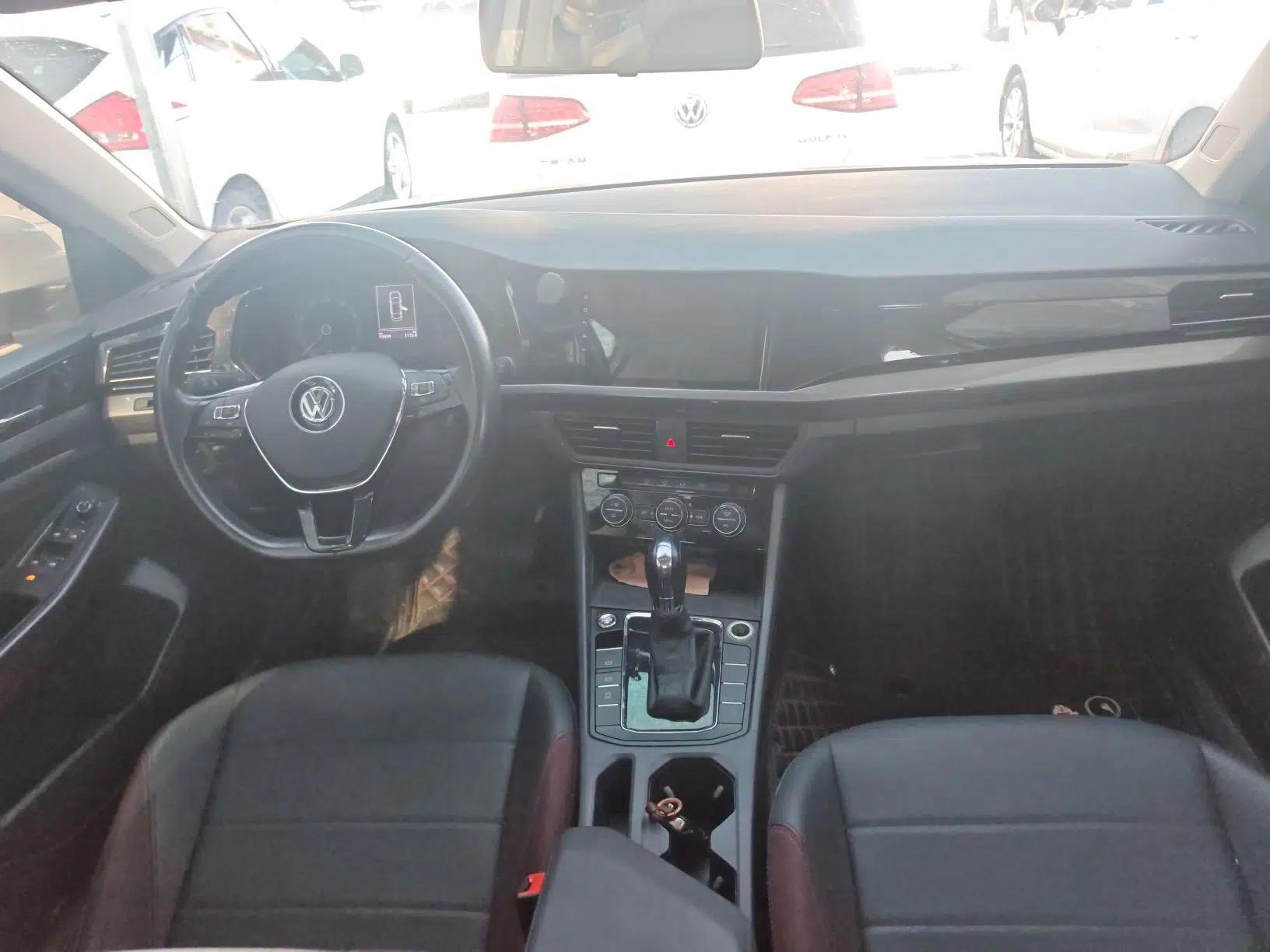 Volkswagen Bora 2020 1.5L Automatic Elite Version — миниатюра 11