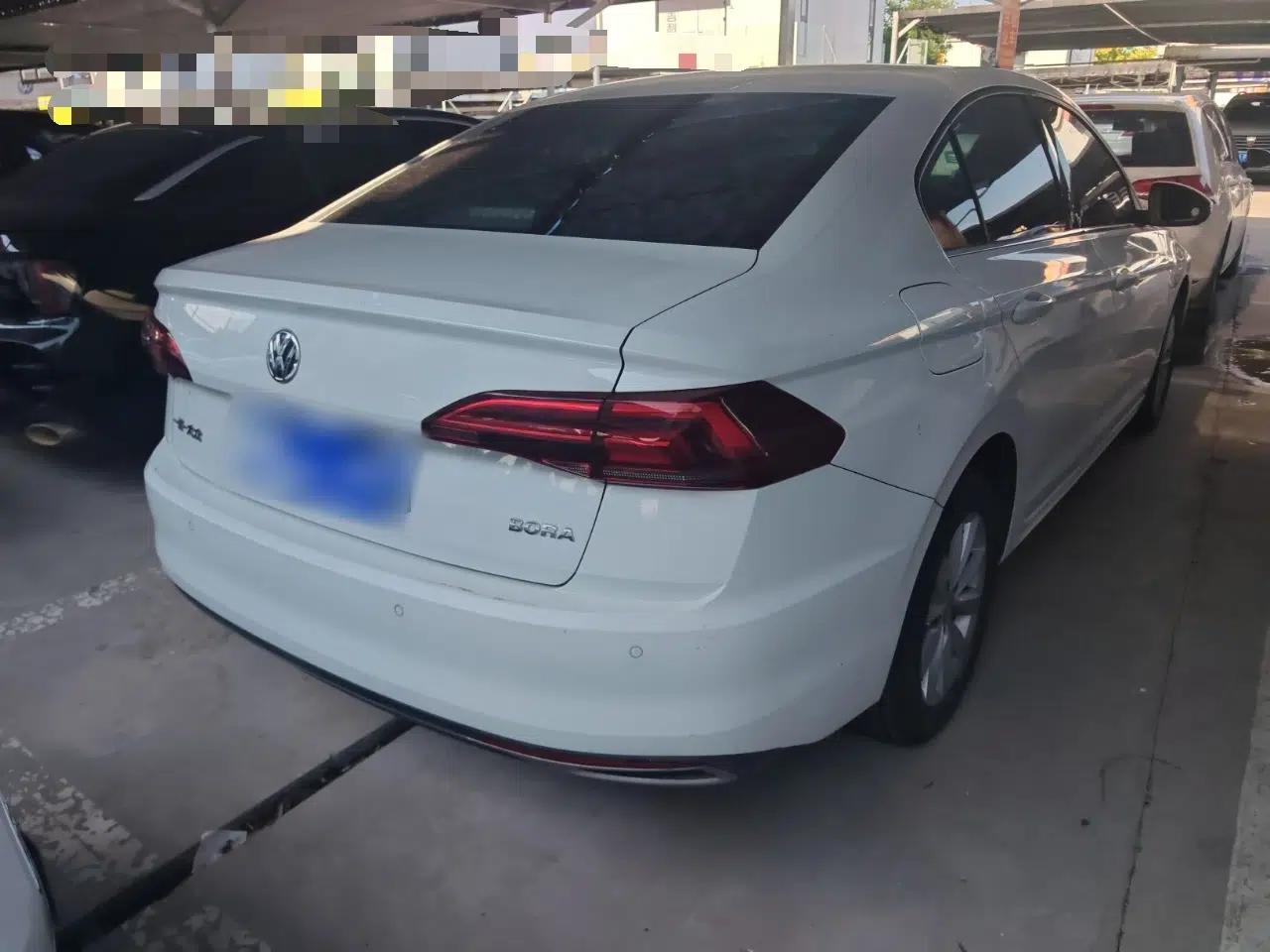 Volkswagen Bora 2020 1.5L Automatic Elite Version — миниатюра 4