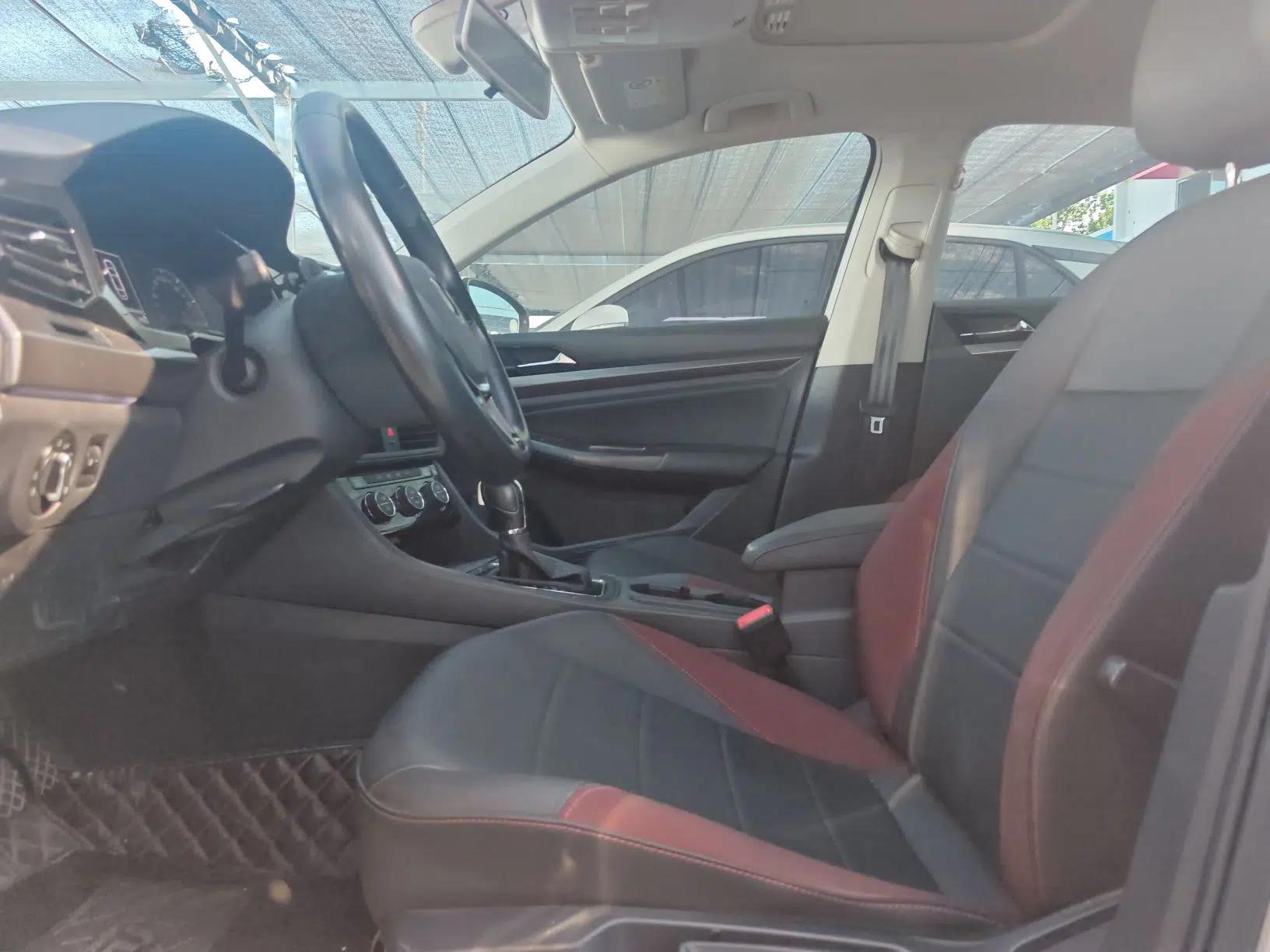 Volkswagen Bora 2020 1.5L Automatic Elite Version — миниатюра 9