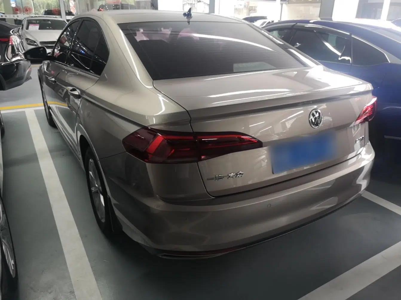 Volkswagen Bora 2019 1.5L Automatic Elite Version — миниатюра 4