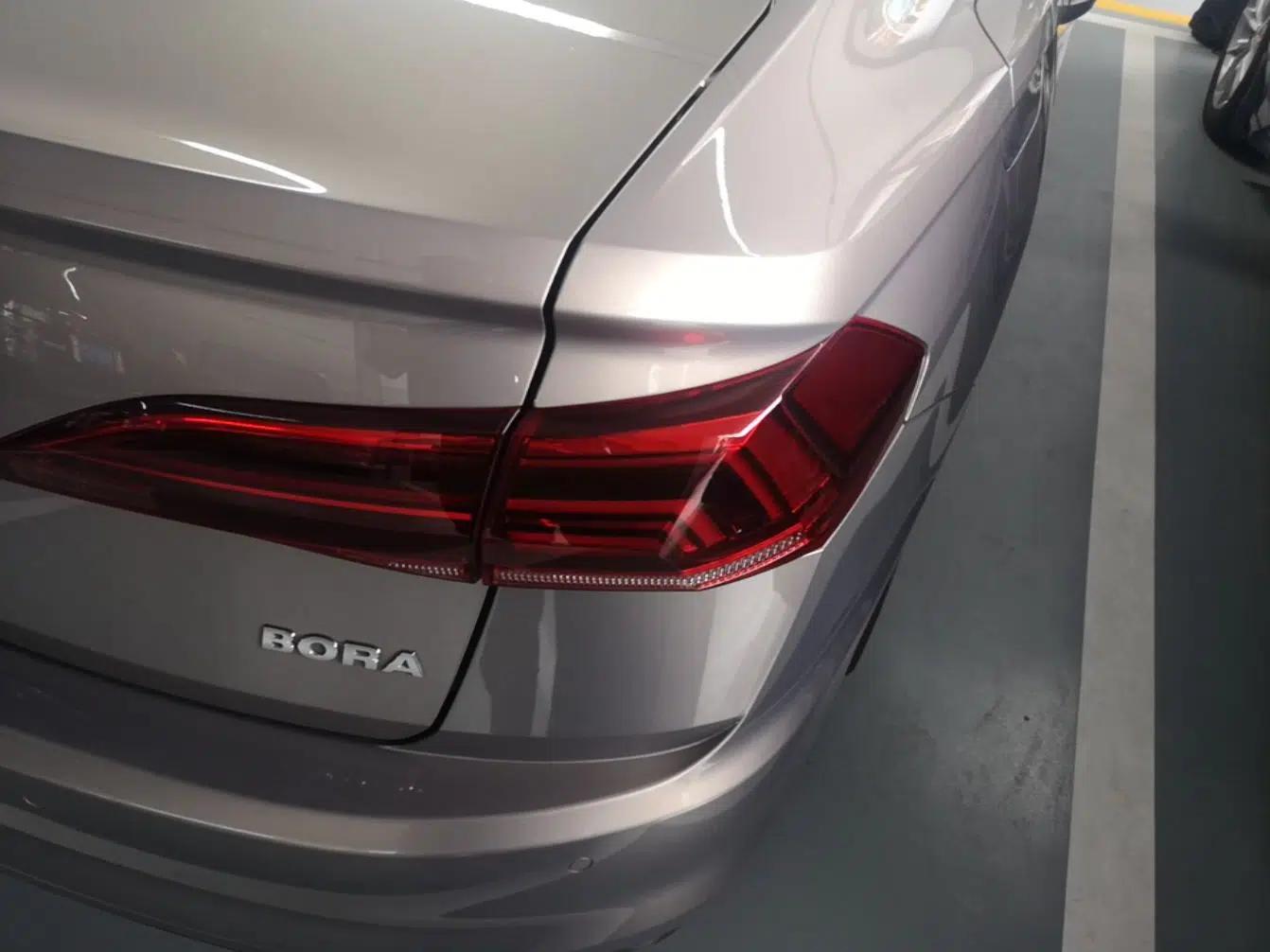 Volkswagen Bora 2019 1.5L Automatic Elite Version — миниатюра 9