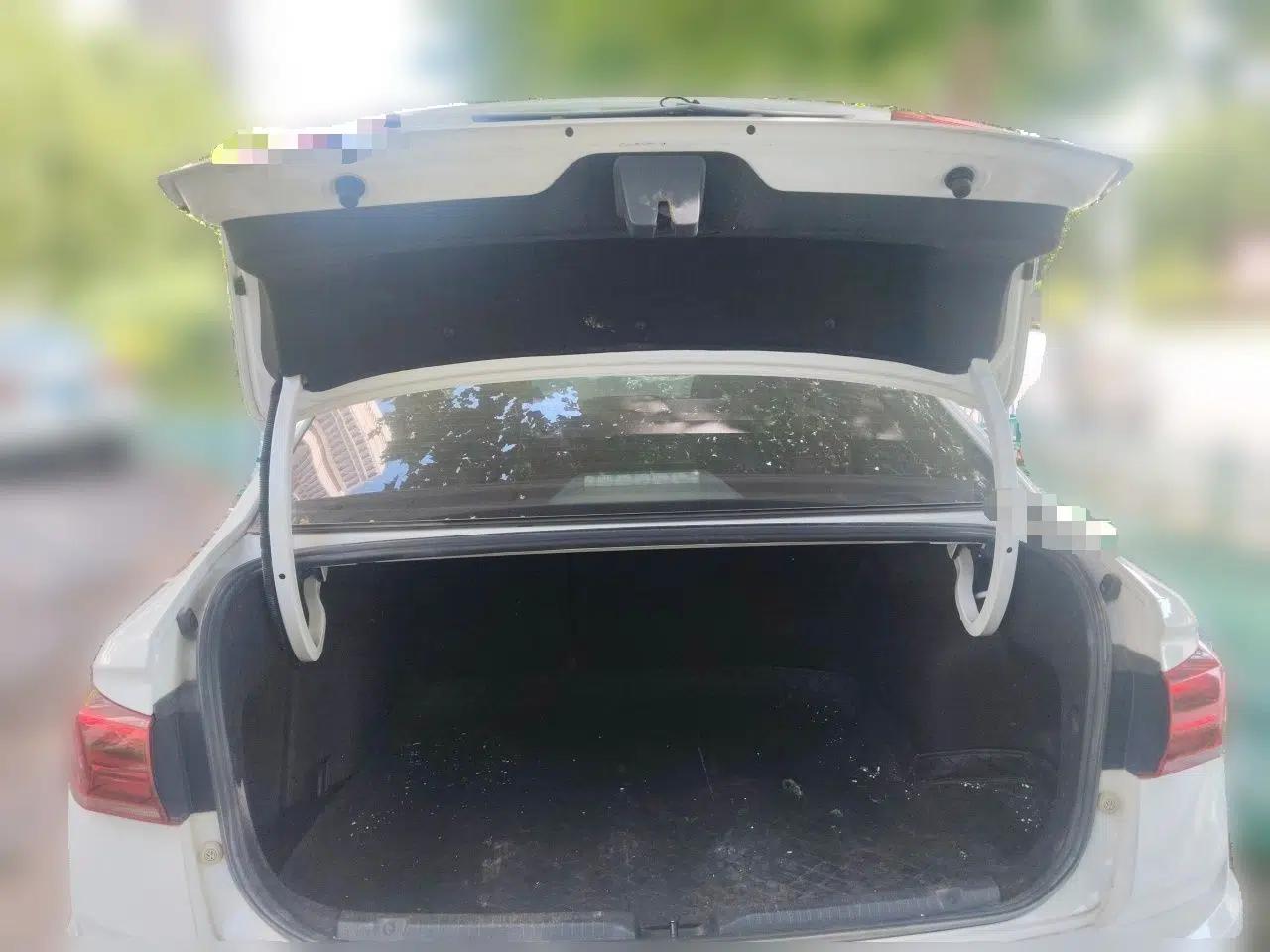 Volkswagen Bora 2021 1.5L Automatic Comfort Smart Connect Edition — миниатюра 19