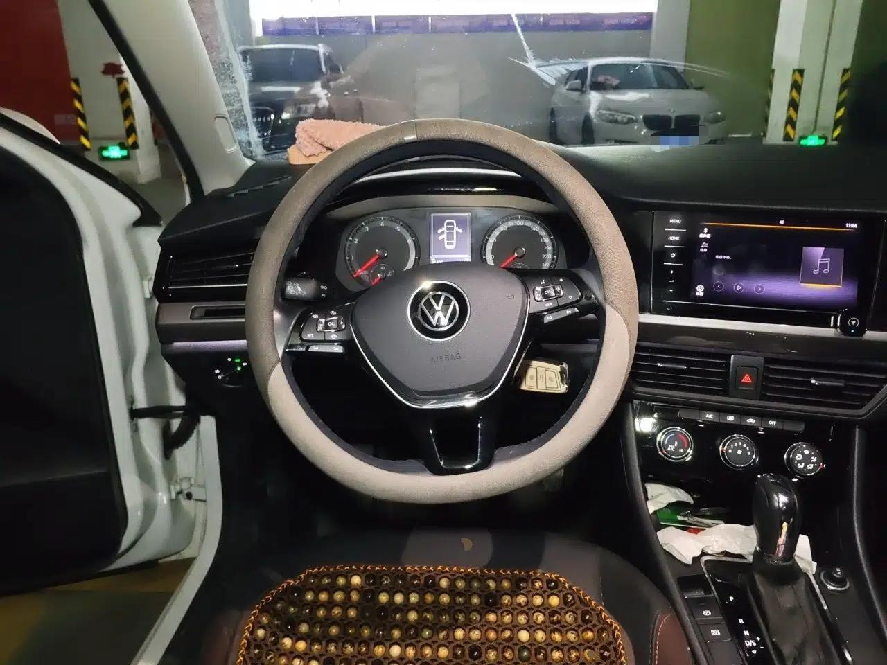 Volkswagen Bora 2021 1.5L Automatic Comfort Smart Connect Edition — миниатюра 10