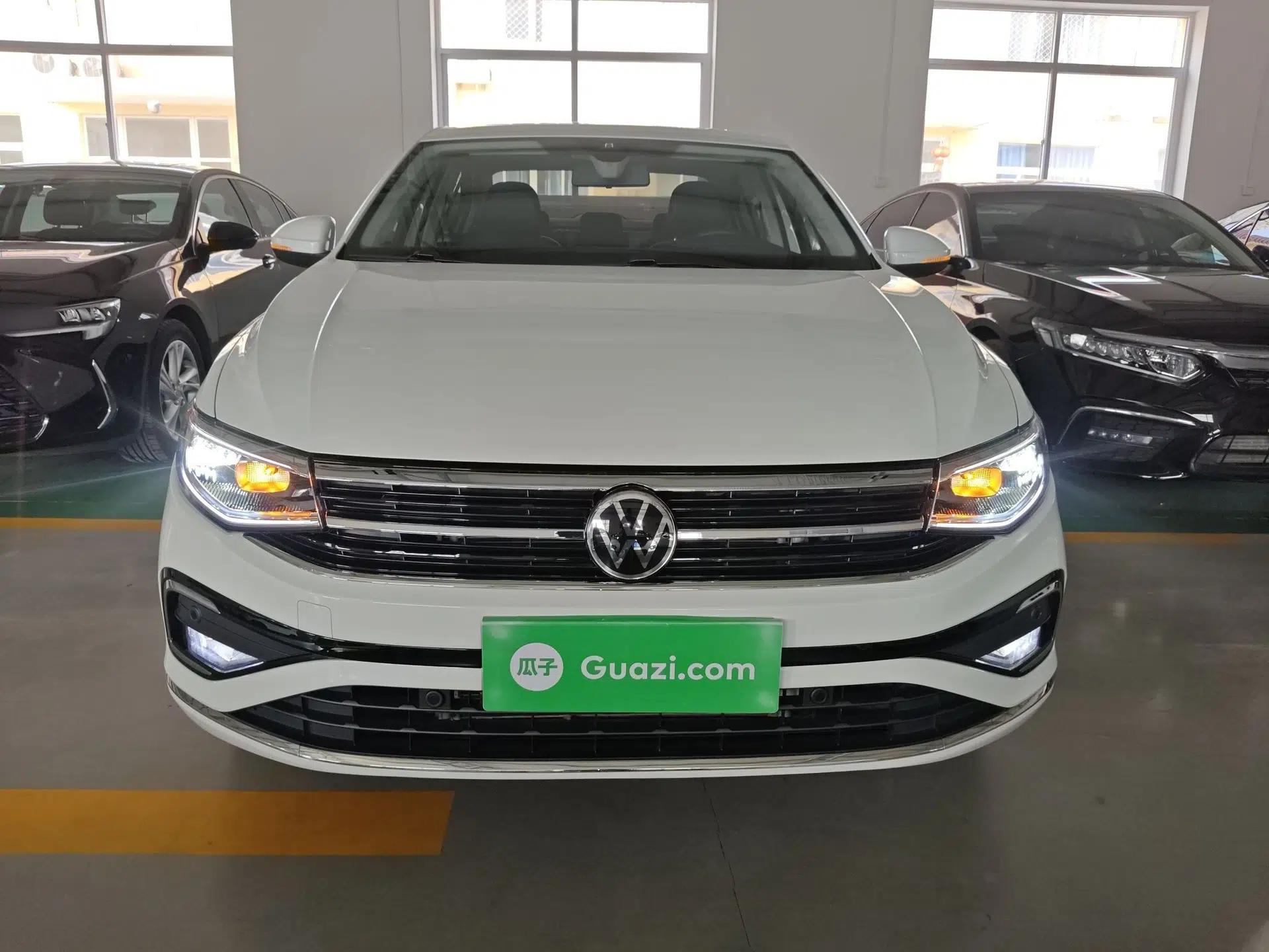 Volkswagen Bora 2023 300TSI DSG Prestige Edition — миниатюра 2