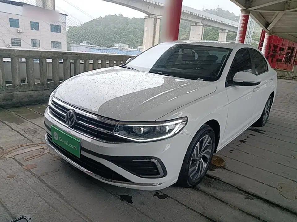 Volkswagen Bora 2025 200TSI DSG Enjoy Driving Navigation Edition — миниатюра 1