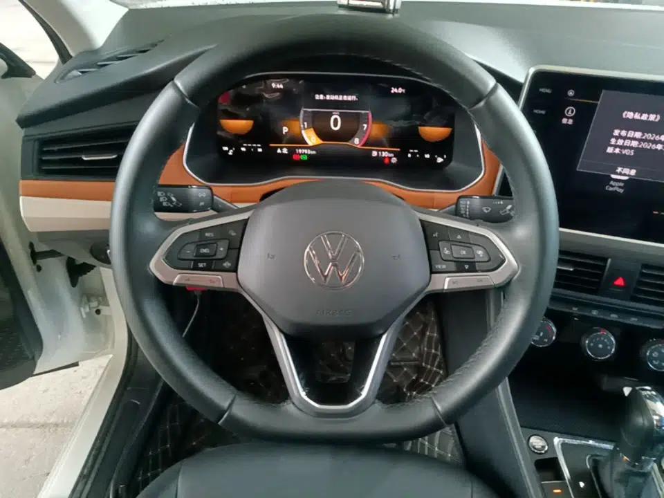 Volkswagen Bora 2025 200TSI DSG Enjoy Driving Navigation Edition — миниатюра 13