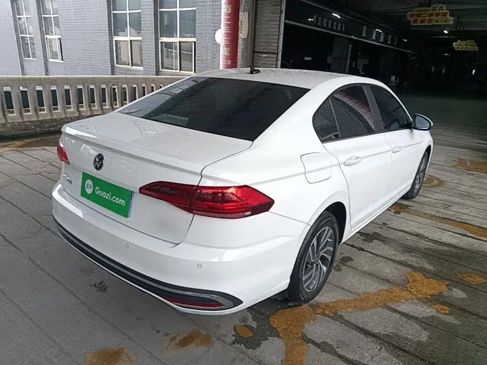 Volkswagen Bora 2025 200TSI DSG Enjoy Driving Navigation Edition — миниатюра 6