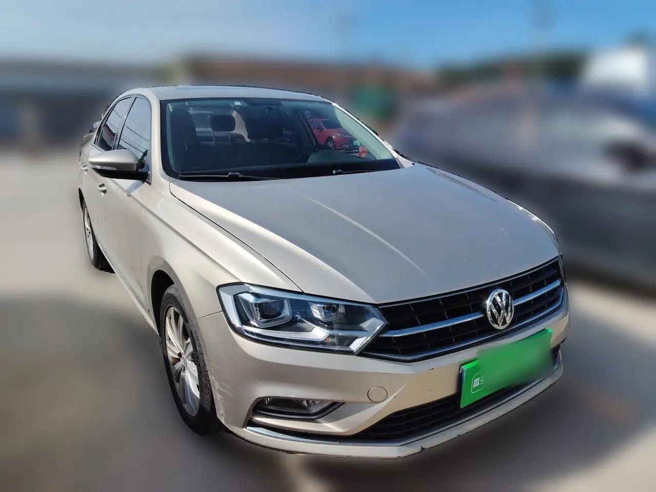 Volkswagen Bora 2018 1.5L Automatic Comfort Model — миниатюра 3
