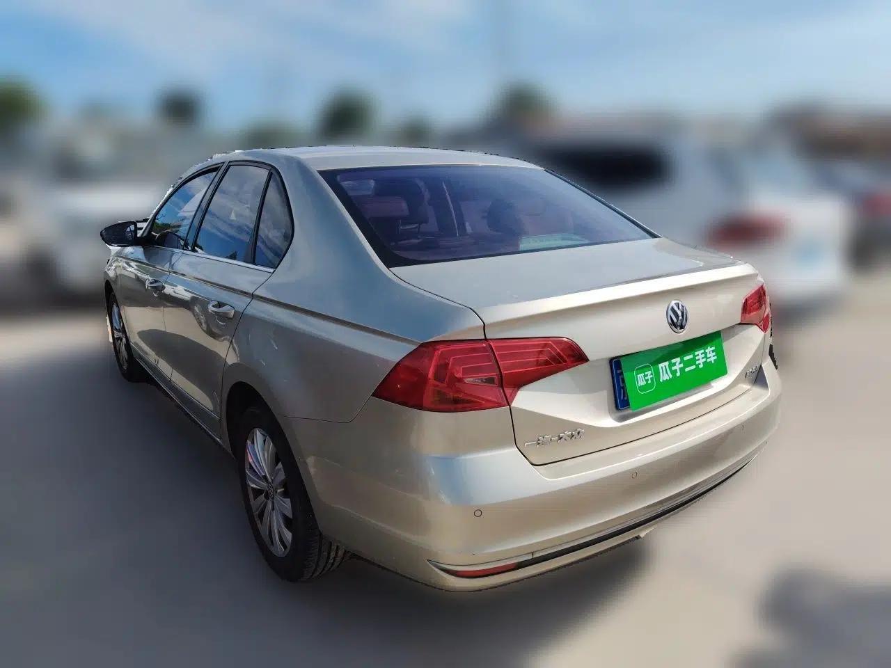 Volkswagen Bora 2018 1.5L Automatic Comfort Model — миниатюра 4