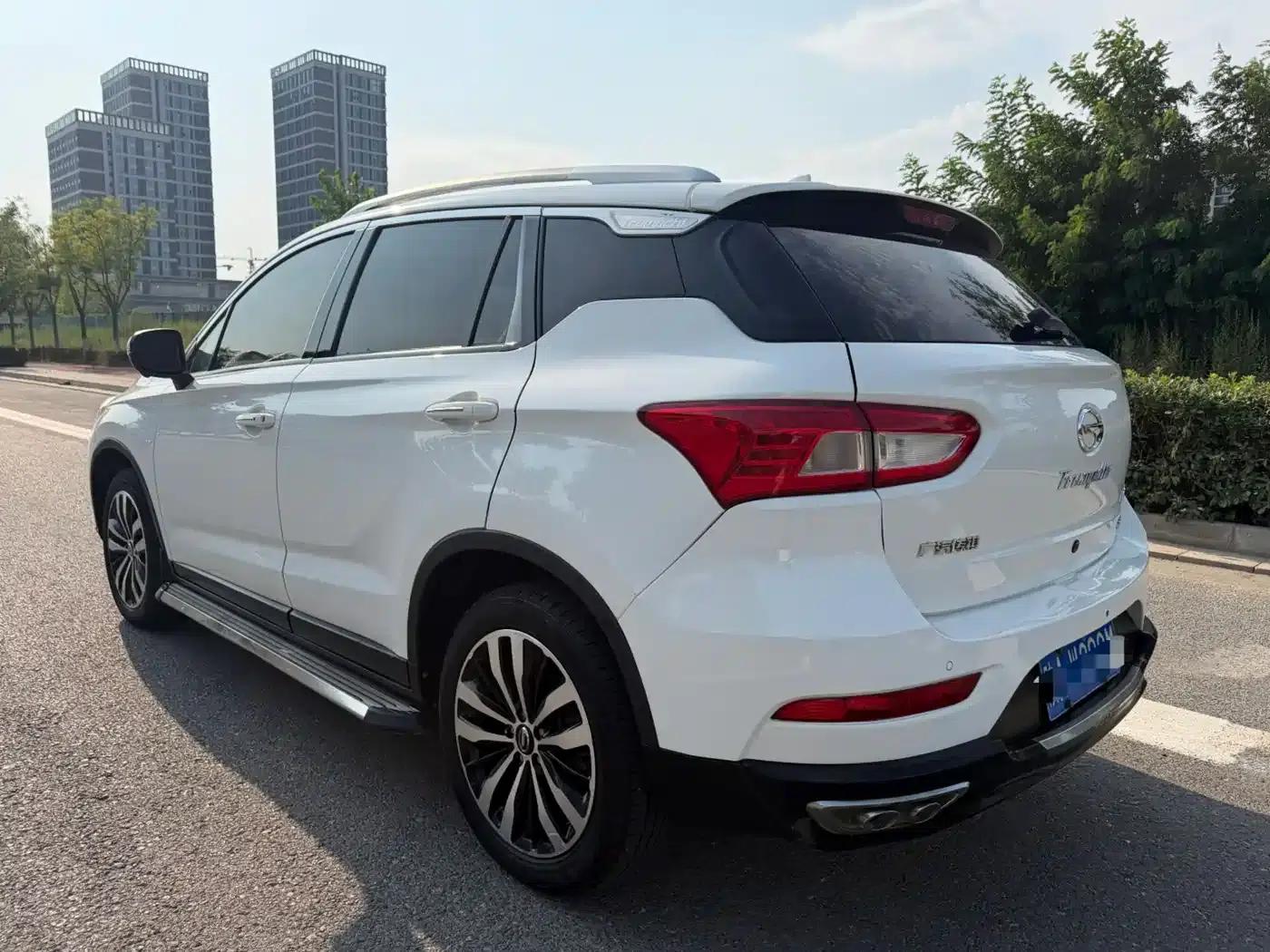 Trumpchi GS4 2017 235T Automatic 2WD Luxury Intelligent Edition — миниатюра 6