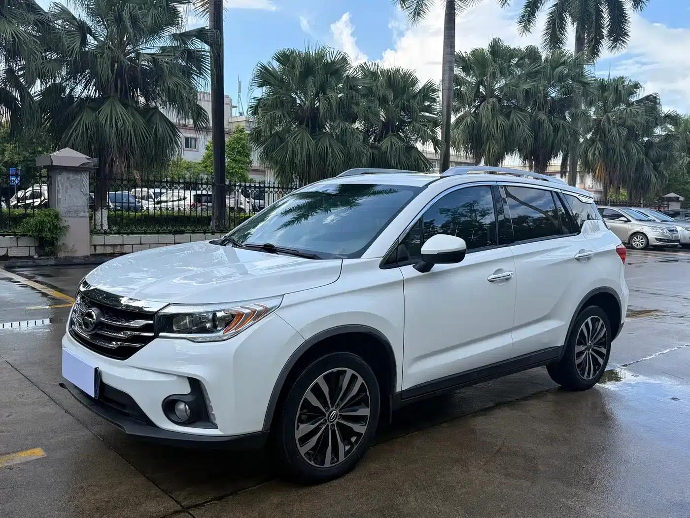 Trumpchi GS4 2016 235T G-DCT Luxury Edition — миниатюра 1