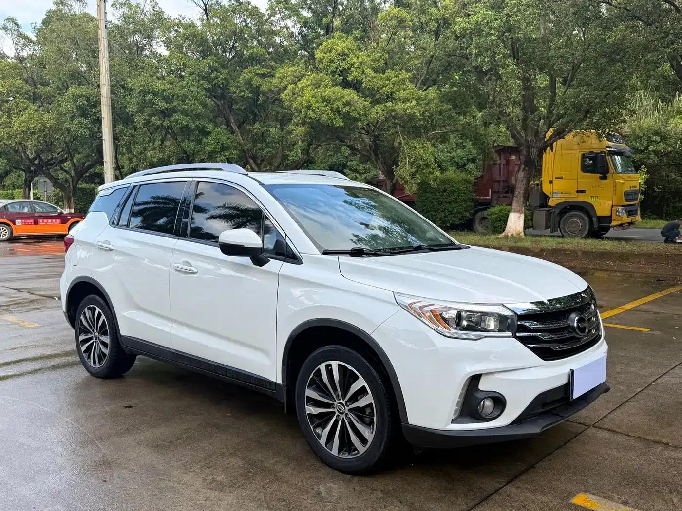 Trumpchi GS4 2016 235T G-DCT Luxury Edition — миниатюра 3