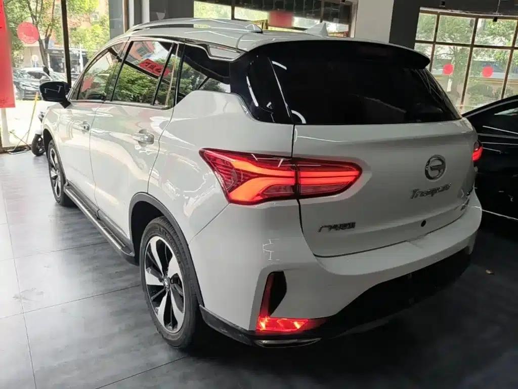 Trumpchi GS4 2018 235T Automatic 2WD Luxury Intelligent Connectivity Millionth Anniversary Edition — миниатюра 5