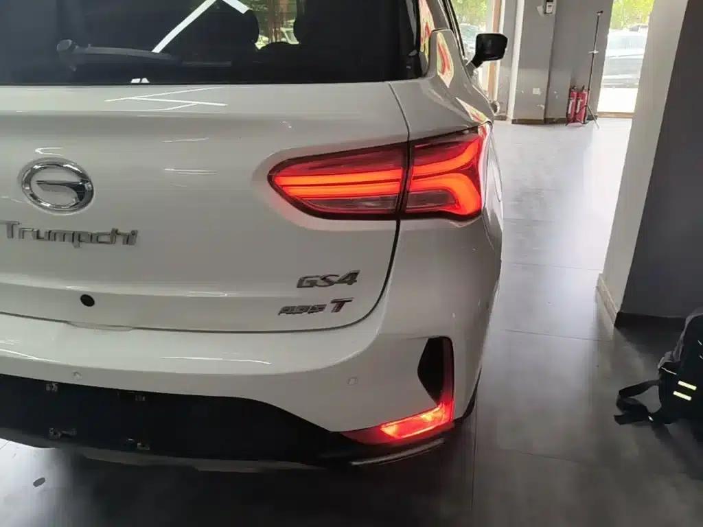 Trumpchi GS4 2018 235T Automatic 2WD Luxury Intelligent Connectivity Millionth Anniversary Edition — миниатюра 8