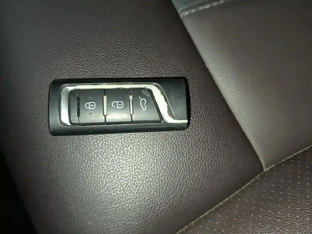Trumpchi GS4 2018 235T Automatic 2WD Luxury Intelligent Connectivity Millionth Anniversary Edition — миниатюра 9