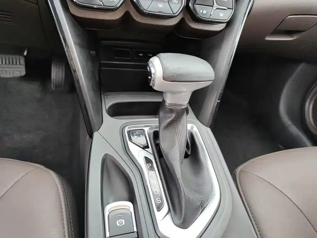 Trumpchi GS4 2017 235T Automatic 2WD Elite Edition — миниатюра 14