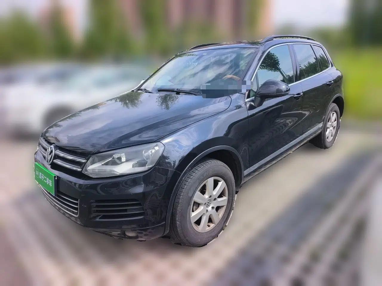 Volkswagen Touareg Touareg 2015, 3.0T, panoramic sunroof, diesel, wheels 255/60 R17. — миниатюра 1