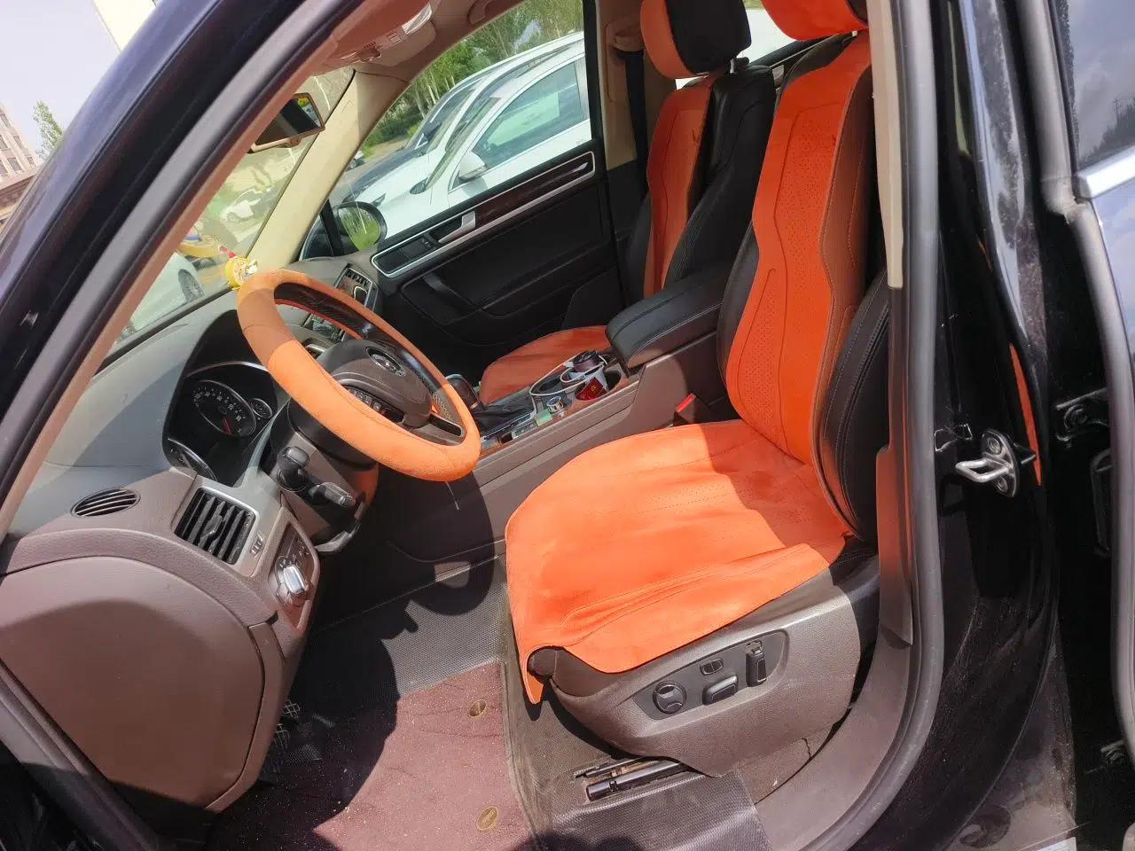 Volkswagen Touareg Touareg 2015, 3.0T, panoramic sunroof, diesel, wheels 255/60 R17. — миниатюра 15