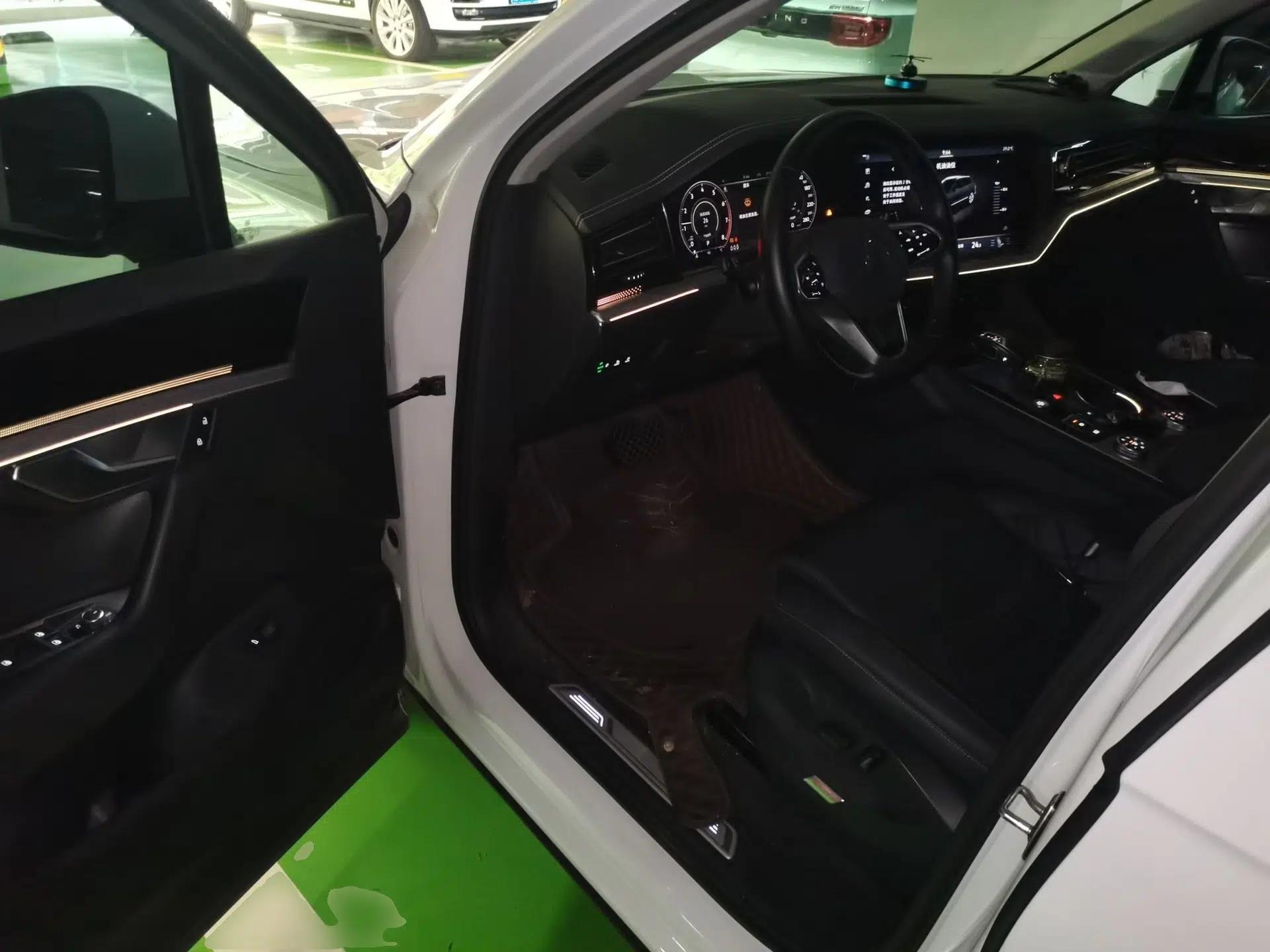 Volkswagen Touareg 2021 2.0 TSI RuiShang Edition — миниатюра 16