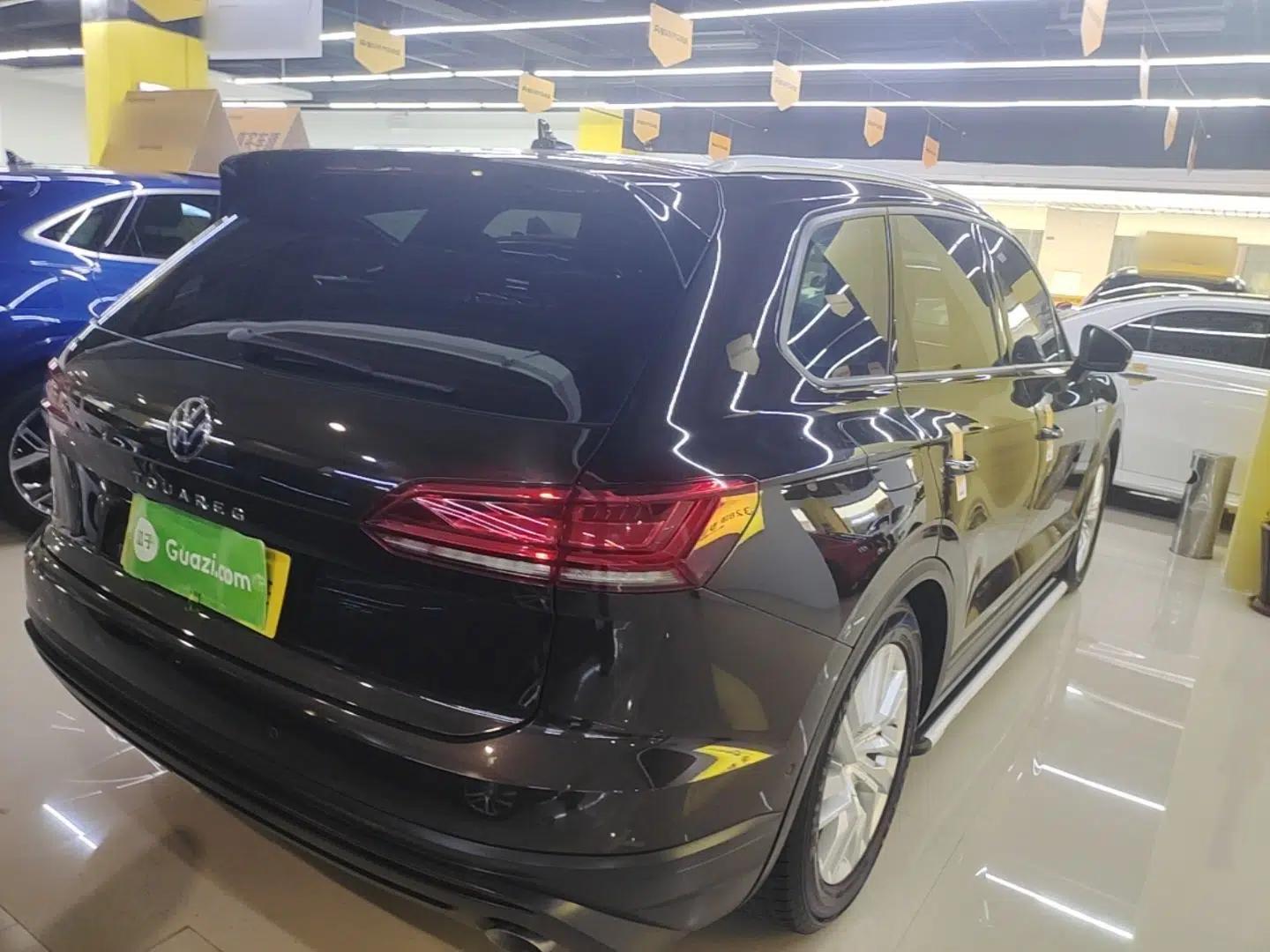 Volkswagen Touareg 2021 2.0 TSI Flagship Special Edition — миниатюра 6