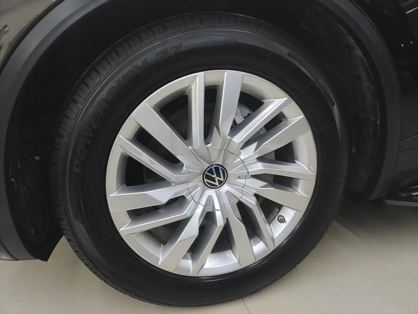 Volkswagen Touareg 2021 2.0 TSI Flagship Special Edition — миниатюра 10