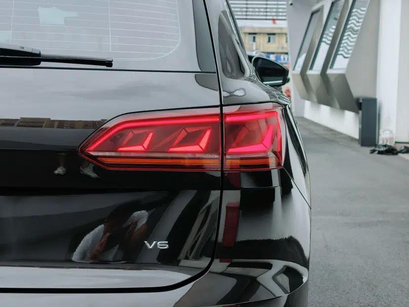Volkswagen Touareg 2020 3.0 TSI Luxury Edition China VI — миниатюра 12