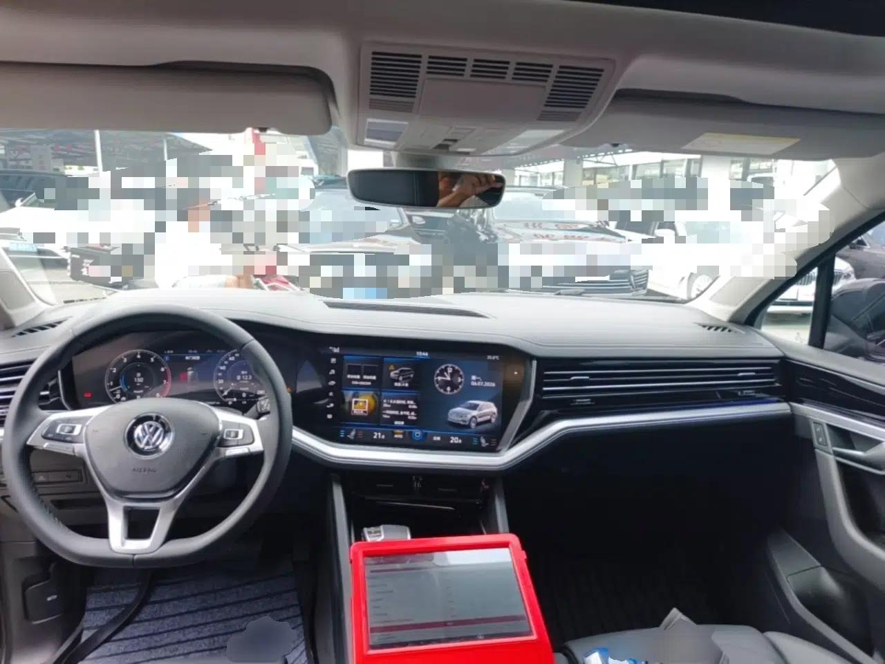 Volkswagen Touareg 2020 3.0 TSI Luxury Edition China VI — миниатюра 18