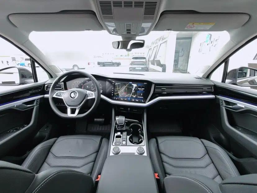 Volkswagen Touareg 2020 3.0 TSI Luxury Edition China VI — миниатюра 29
