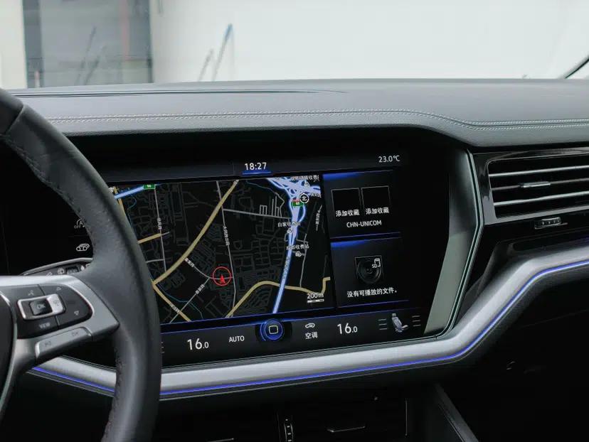 Volkswagen Touareg 2020 3.0 TSI Luxury Edition China VI — миниатюра 31