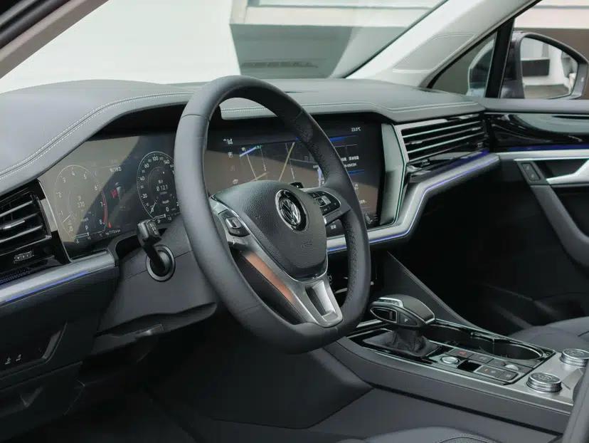 Volkswagen Touareg 2020 3.0 TSI Luxury Edition China VI — миниатюра 36