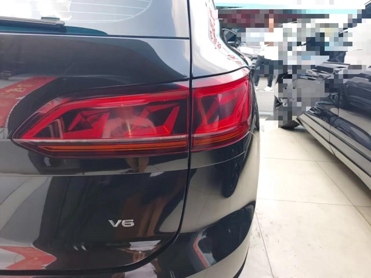 Volkswagen Touareg 2020 3.0 TSI Luxury Edition China VI — миниатюра 9