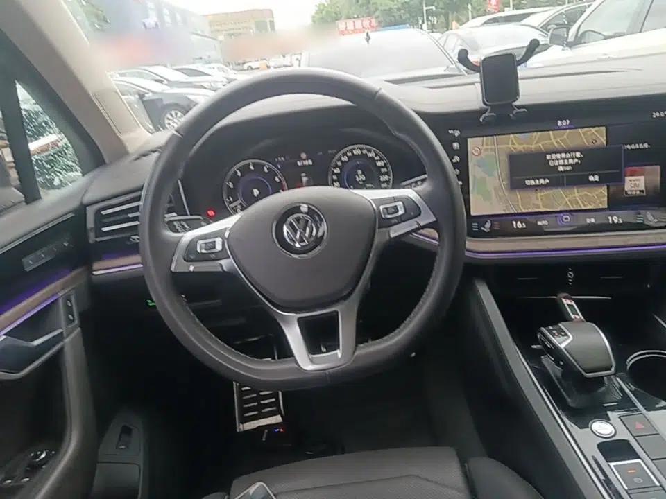 Volkswagen Touareg 2019 3.0 TSI RuiFeng Edition China VI Standard — миниатюра 13