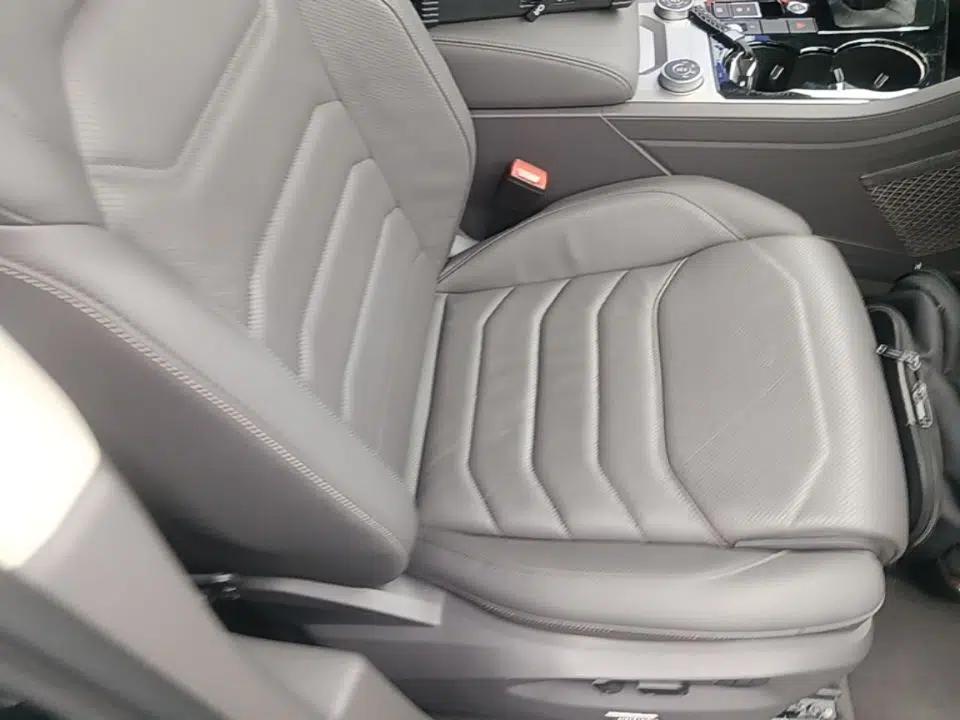 Volkswagen Touareg 2019 3.0 TSI RuiFeng Edition China VI Standard — миниатюра 19