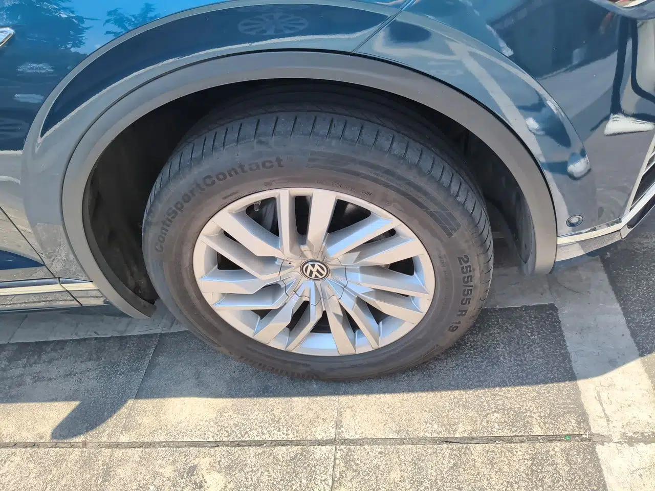 Volkswagen Touareg 2019 2.0 TSI Ruiyi Edition China V Standard — миниатюра 8