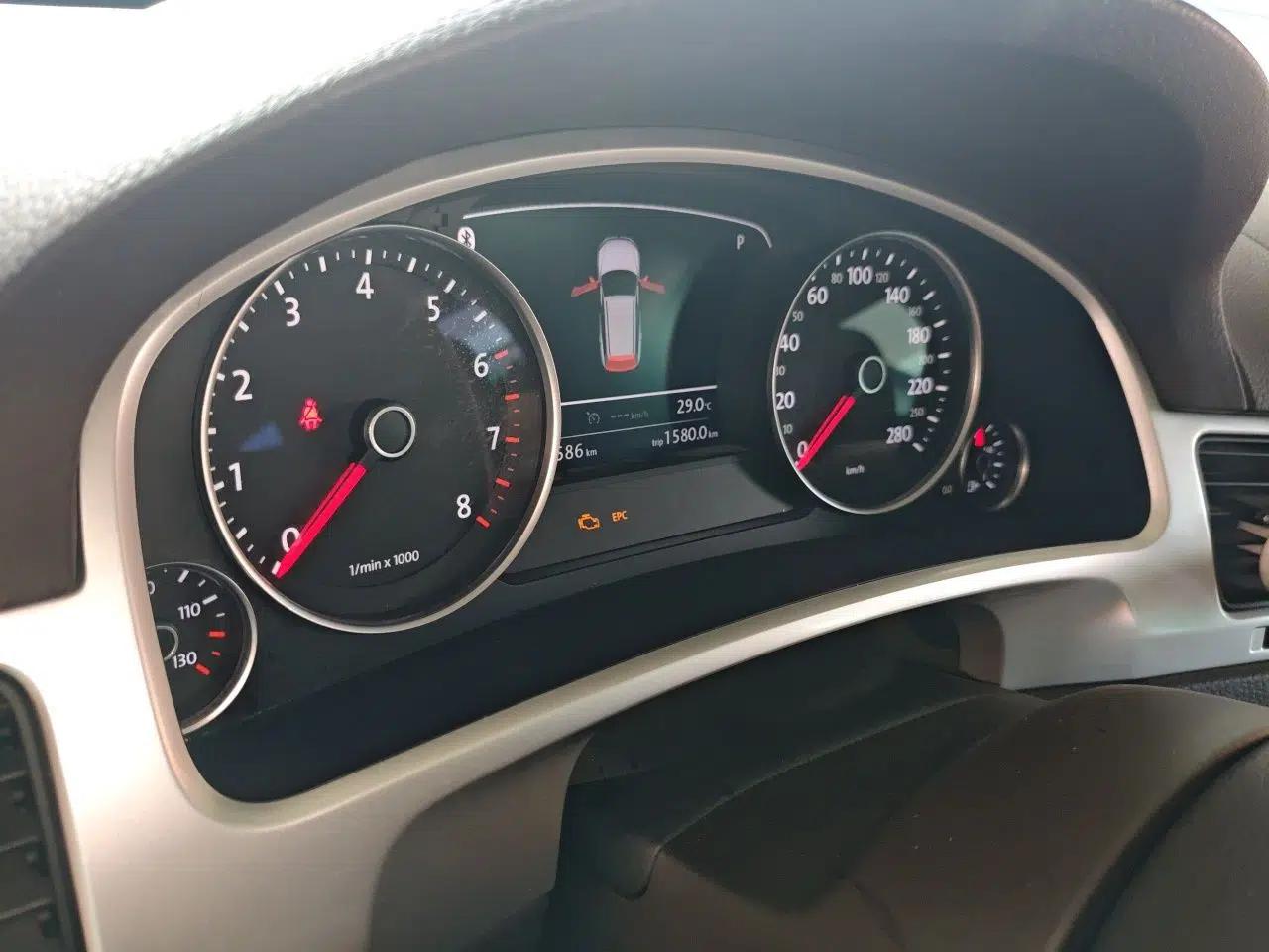 Volkswagen Touareg 2011 3.0 TSI High-End Version — миниатюра 11
