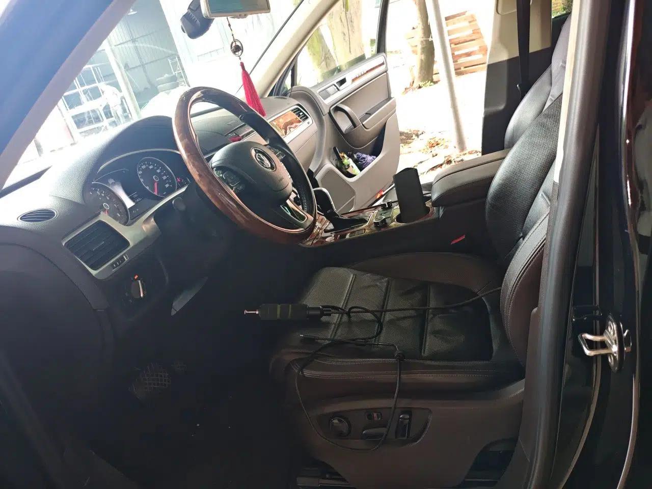 Volkswagen Touareg 2011 3.0 TSI High-End Version — миниатюра 15