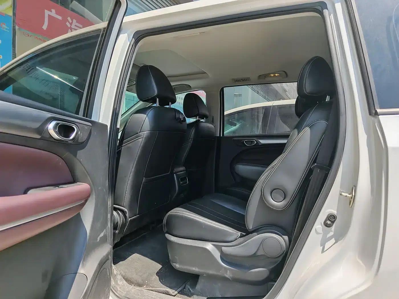 Trumpchi M6 2021 PRO 270T DCT Luxury Edition — миниатюра 5