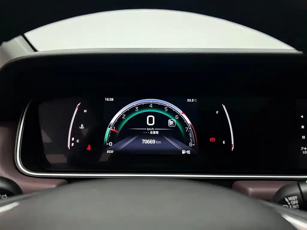 Trumpchi M6 2021 PRO 270T DCT Luxury Edition — миниатюра 15