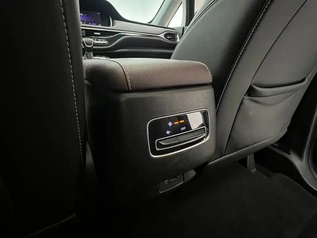 Trumpchi M6 2021 PRO 270T DCT Luxury Edition — миниатюра 23