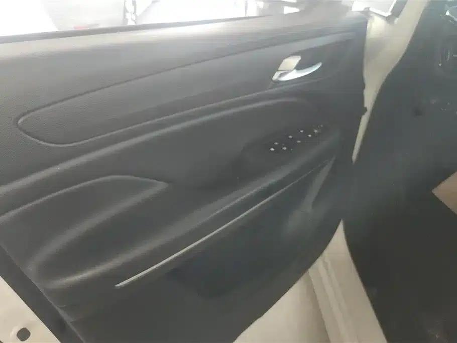 Trumpchi M6 2021 270T DCT Premium Edition (Six Seats) — миниатюра 7