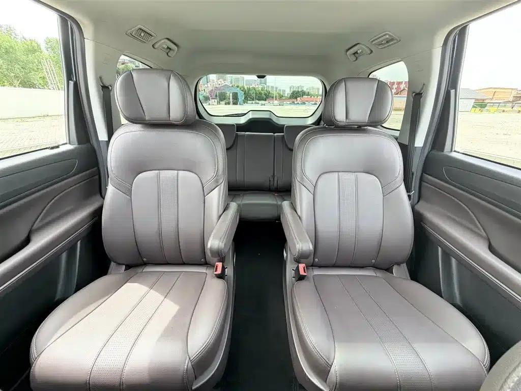 Trumpchi M6 2019 270T Automatic Premium Edition (Six Seats) National V Emission Standard — миниатюра 5