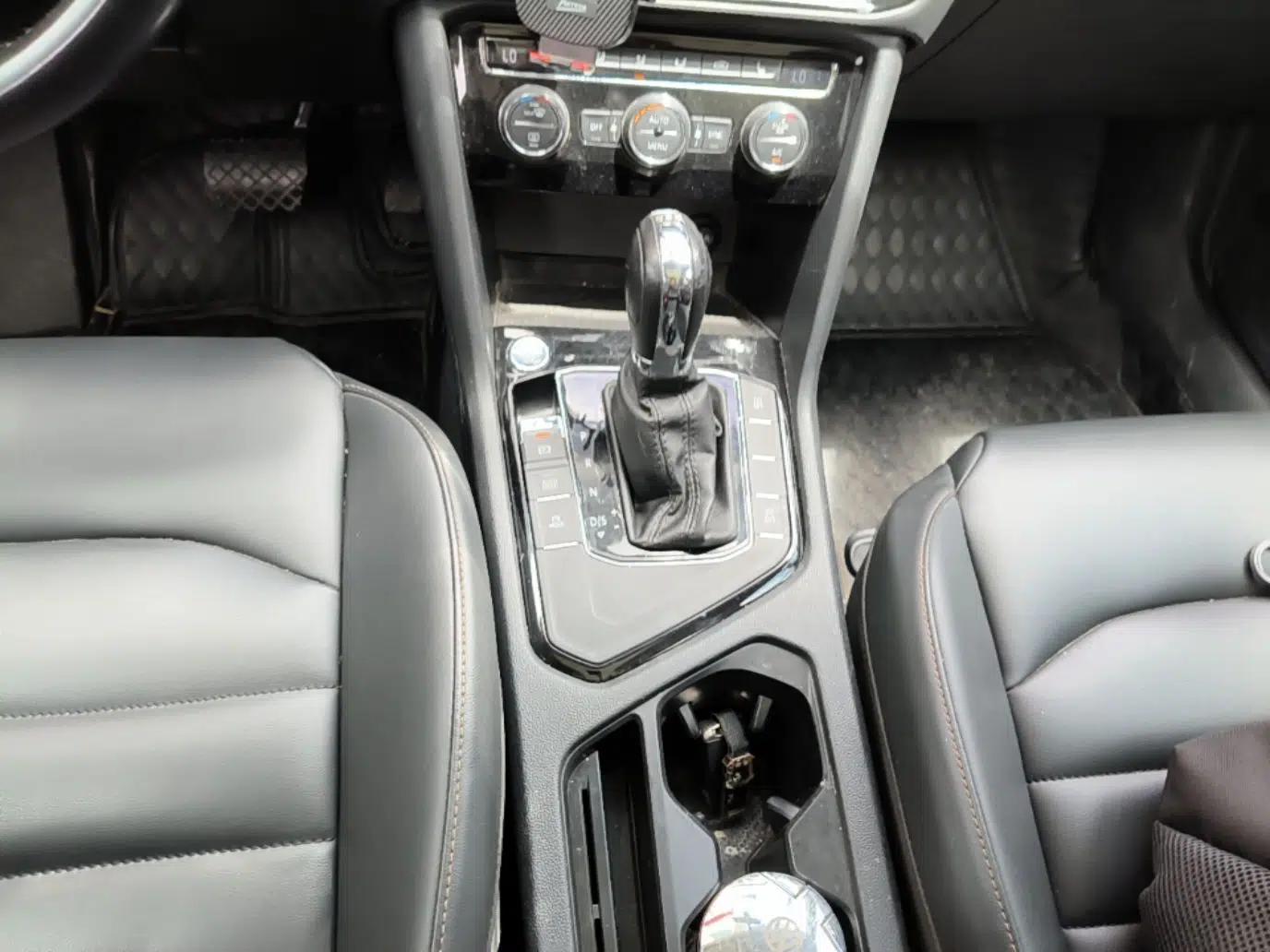 Volkswagen Tharu 2019 280TSI Two-Wheel Drive Luxury Version China VI Standard — миниатюра 16
