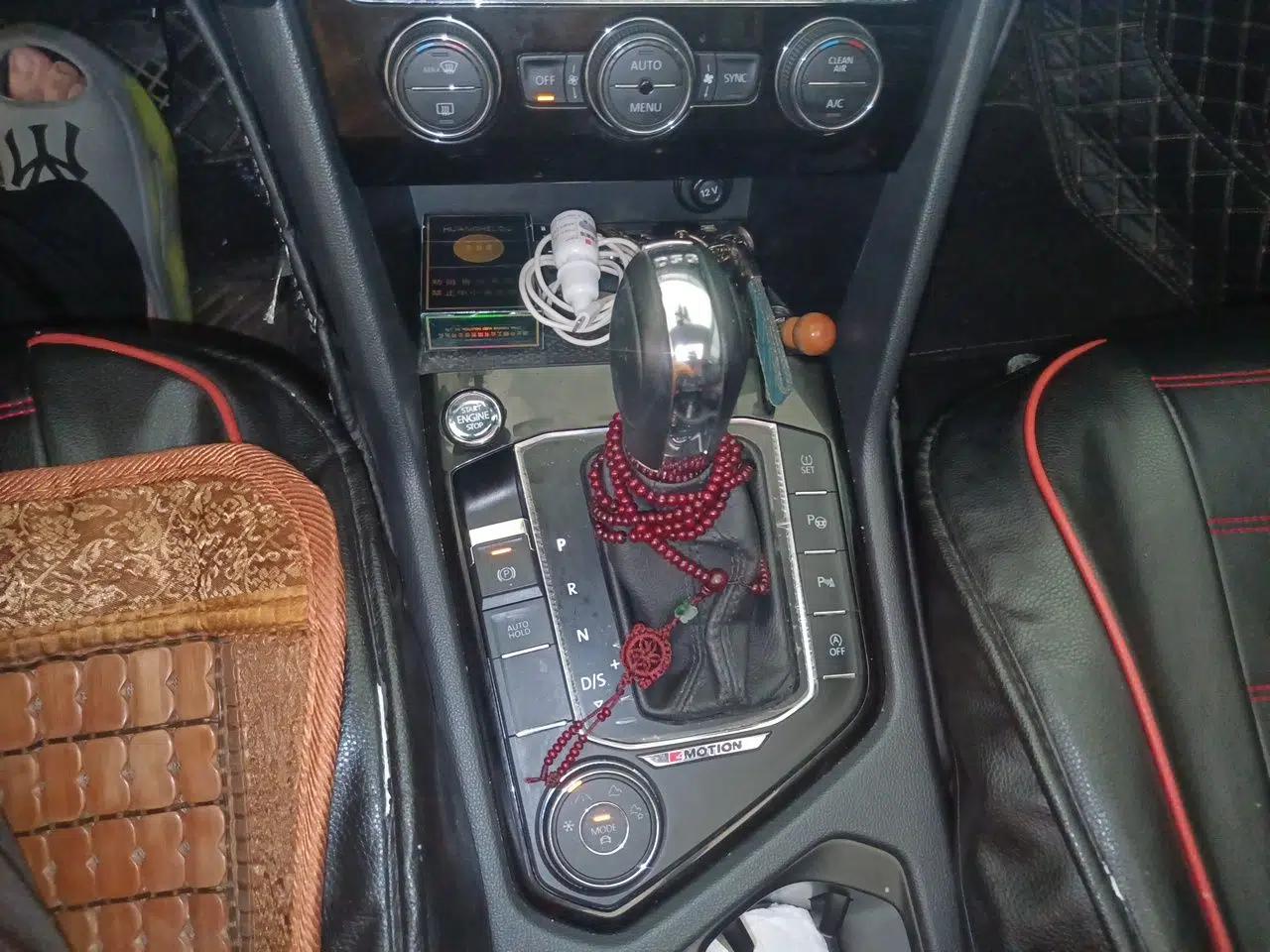Volkswagen Tharu 2019 330TSI Four-Wheel Drive Flagship Model China VI Standard — миниатюра 14