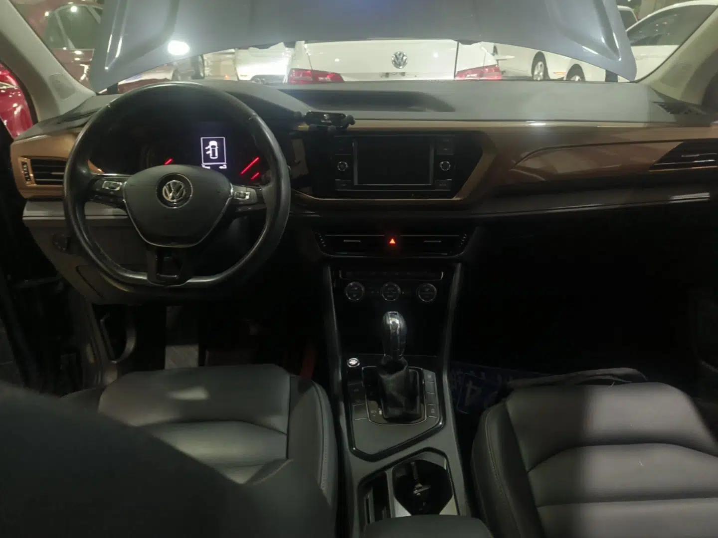 Volkswagen Tharu 2019 280TSI Two-Wheel Drive Comfort Edition China VI Standard — миниатюра 12