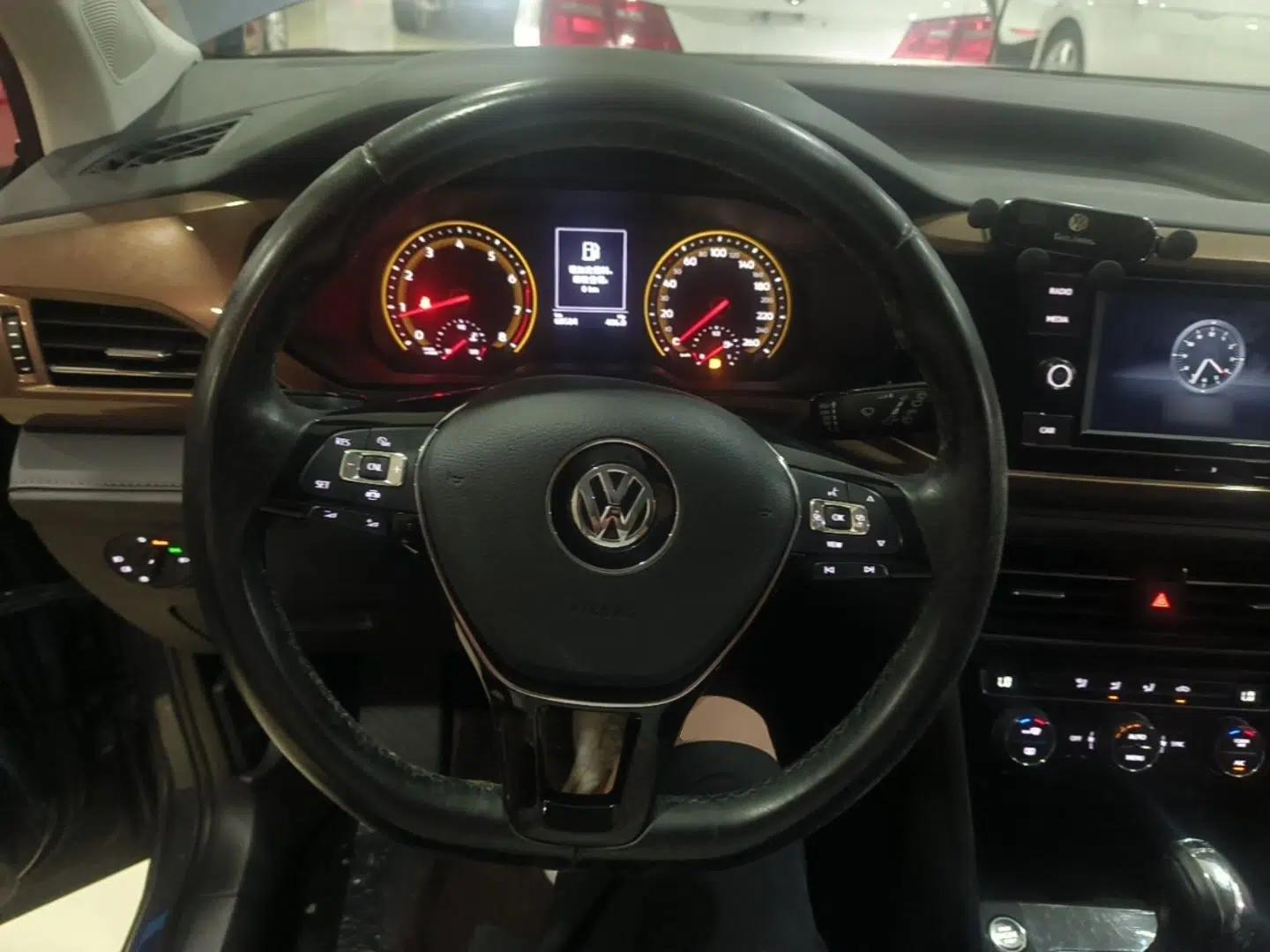 Volkswagen Tharu 2019 280TSI Two-Wheel Drive Comfort Edition China VI Standard — миниатюра 13
