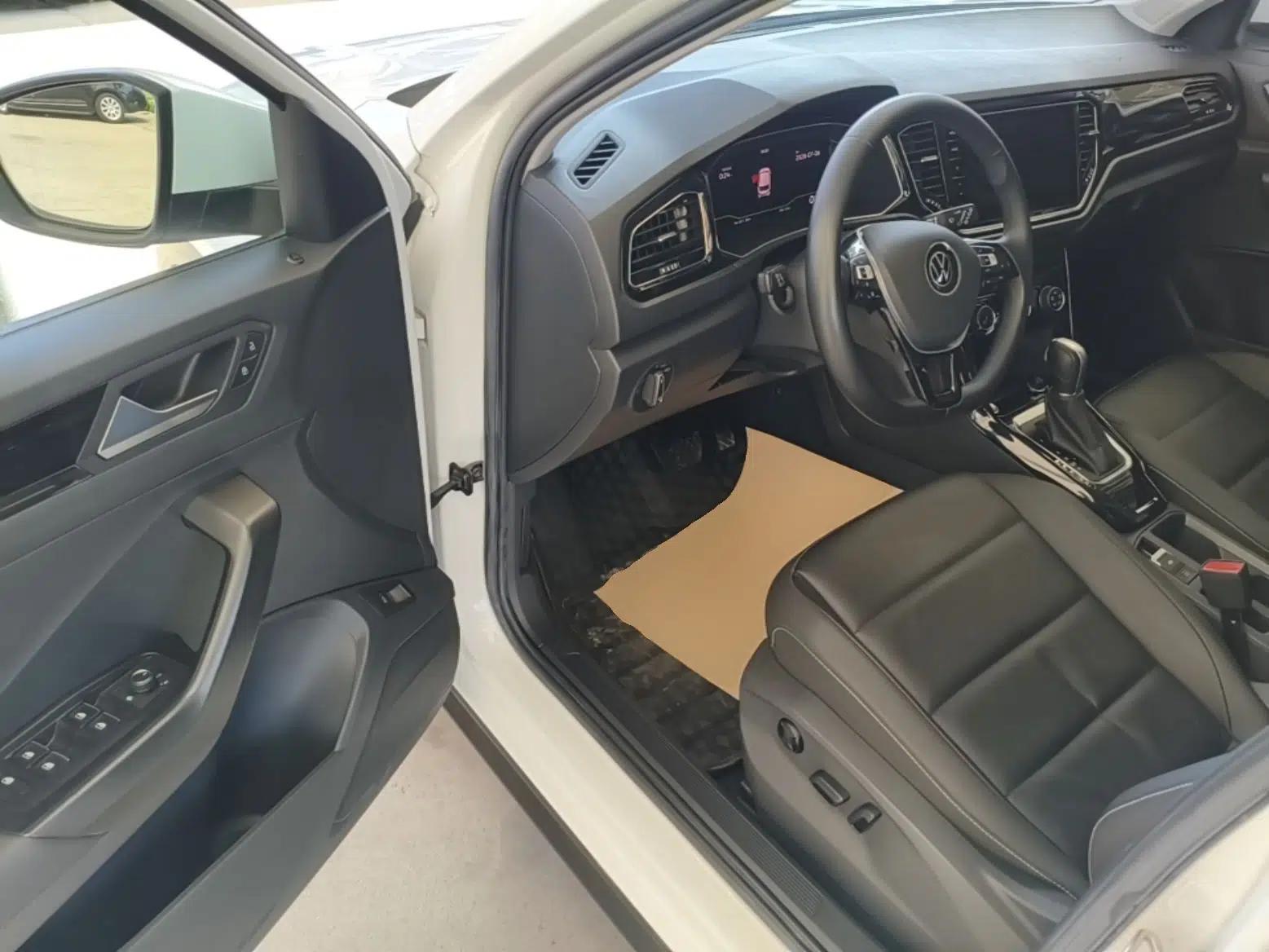 Volkswagen T-ROC 2022 280TSI DSG Two-Wheel Drive Comfort PLUS — миниатюра 18