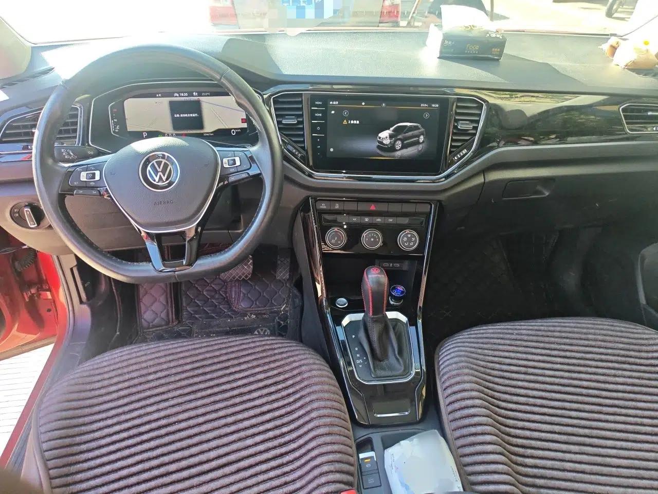 Volkswagen T-ROC 2021 280TSI DSG Two-Wheel Drive Comfort Connect Edition — миниатюра 9