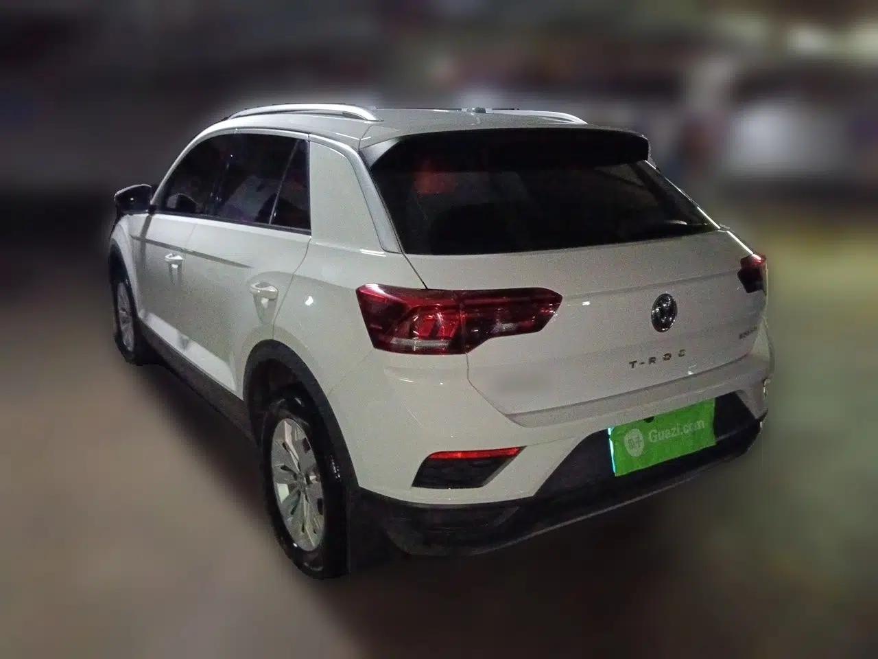 Volkswagen T-ROC 2019 230TSI DSG Two-Wheel Drive Fashion Edition China VI Standard — миниатюра 4