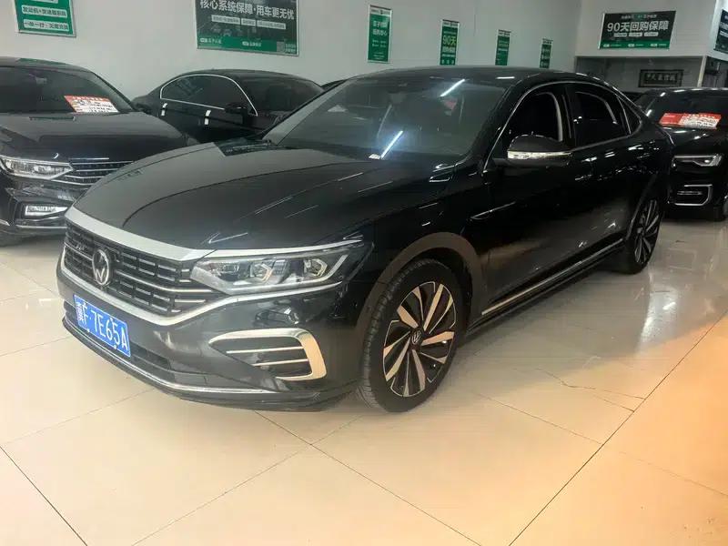 2024 Passat Outstanding Edition 380TSI Dragon Edition — миниатюра 1